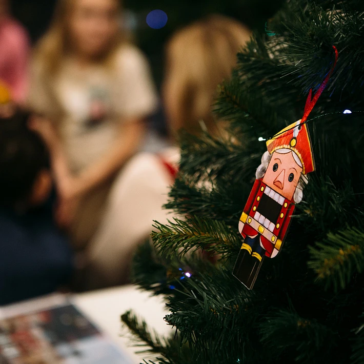 «Путешествие в сказку». Концерт фортепианного дуэта «Каденция»