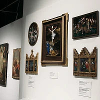 Цикл лекций по выставке «Образы Спасителя и Креста Господня в иконе, скульптуре, медном литье и эмалях»